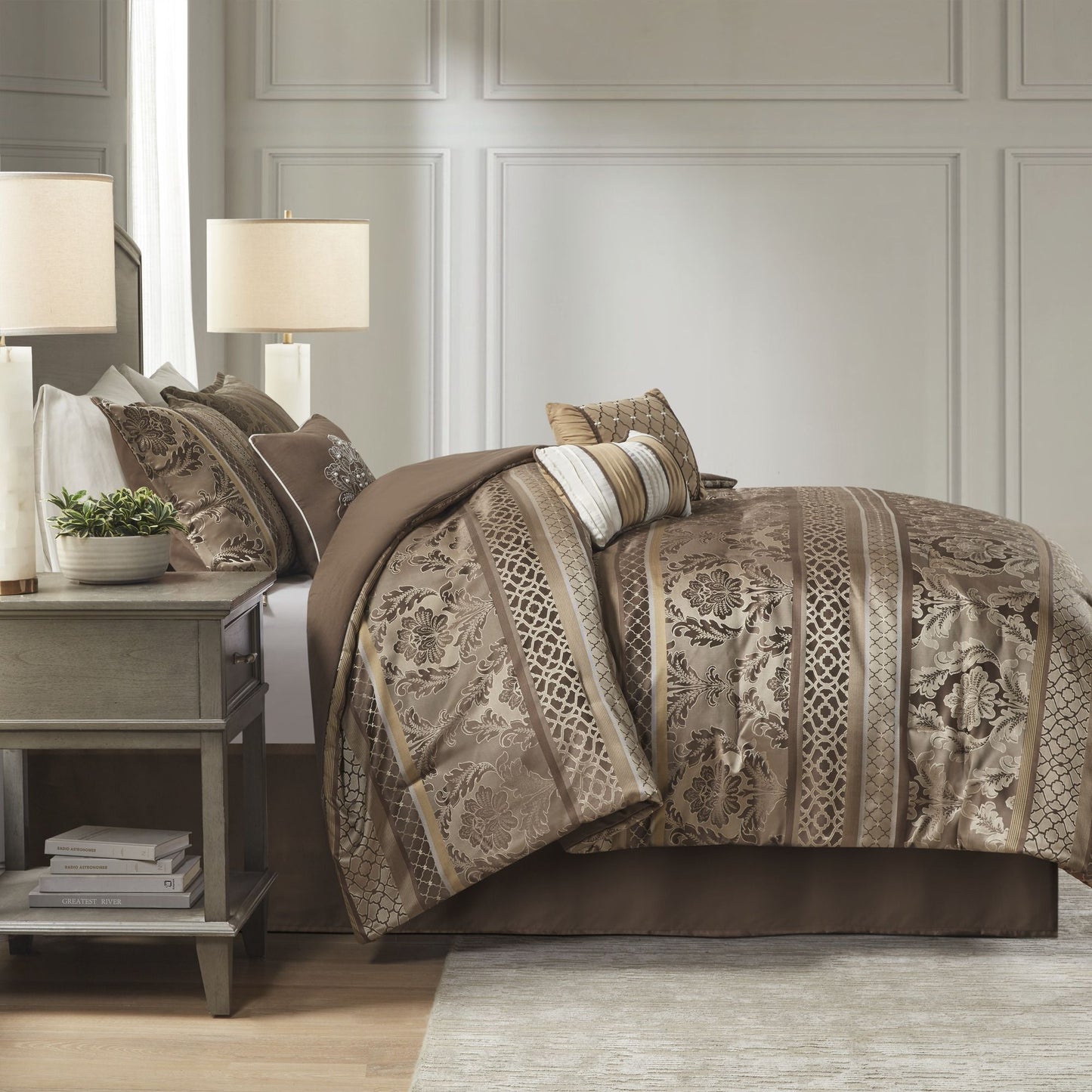 Brown-Gold 7 Piece Jacquard Comforter Set