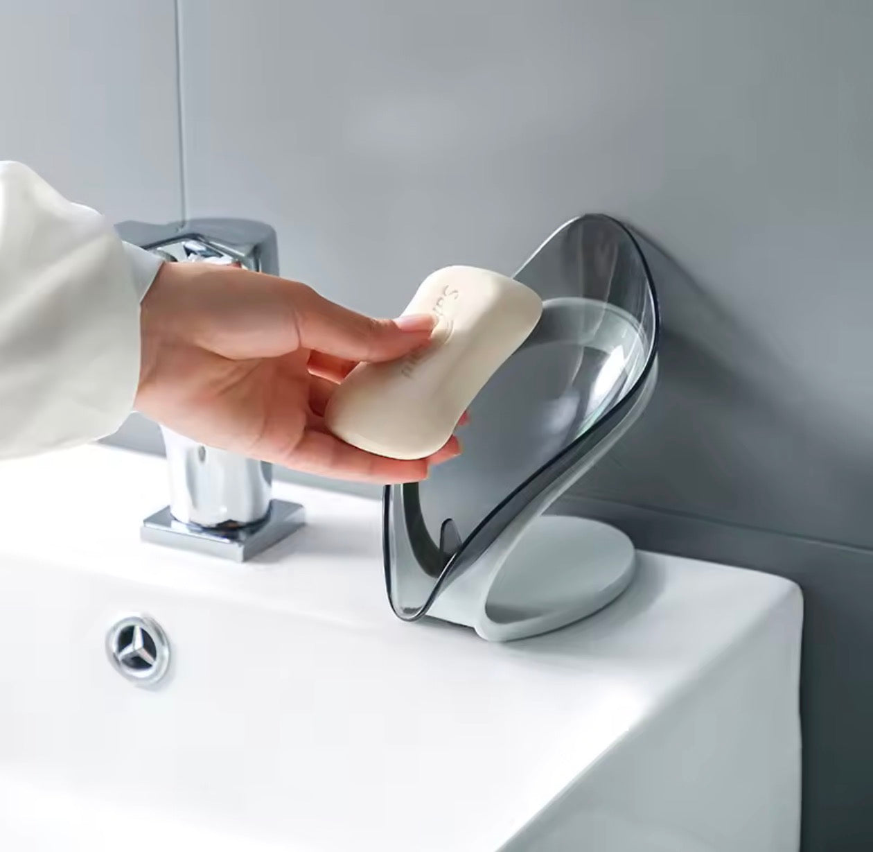 Leaf Shaped Bathroom Soap Holder