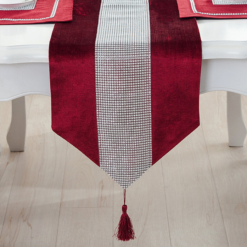 Simple Diamond Table Runner