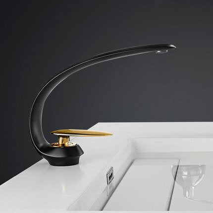 Curve Design Single Handle Faucet