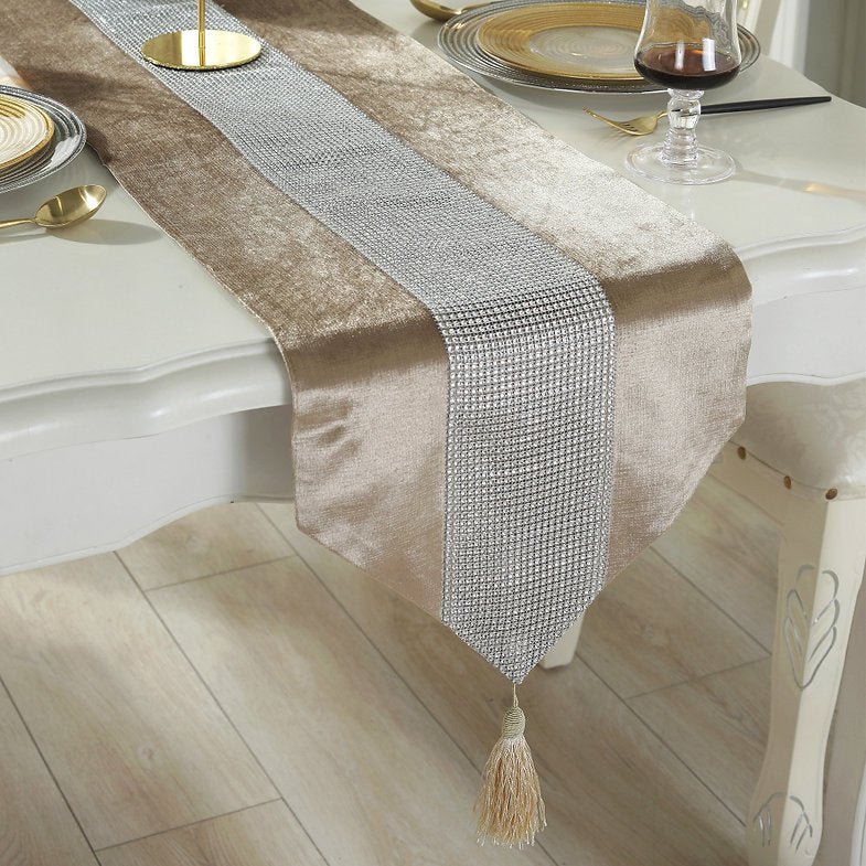 Simple Diamond Table Runner