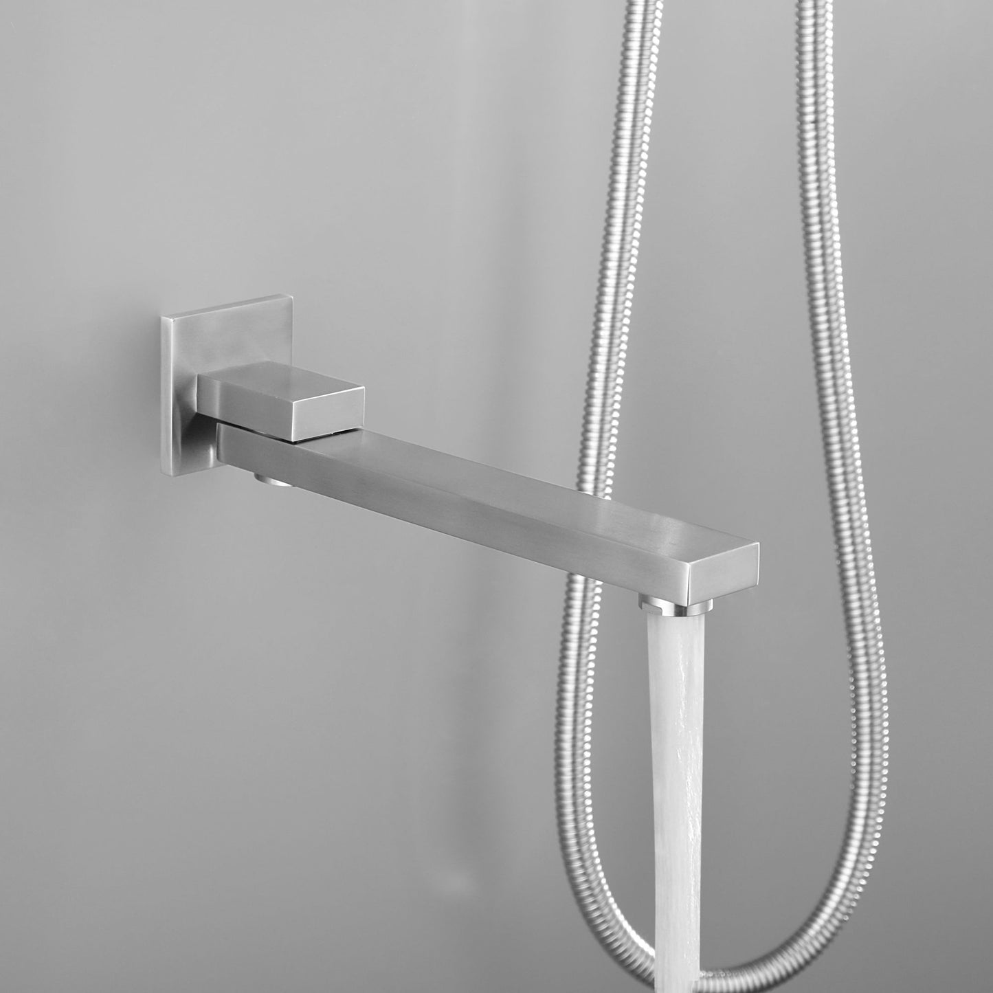 Wall Mounted Shower Faucet (silver)